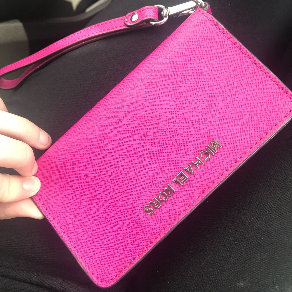 Michael Kors  Hot pink Wristlet